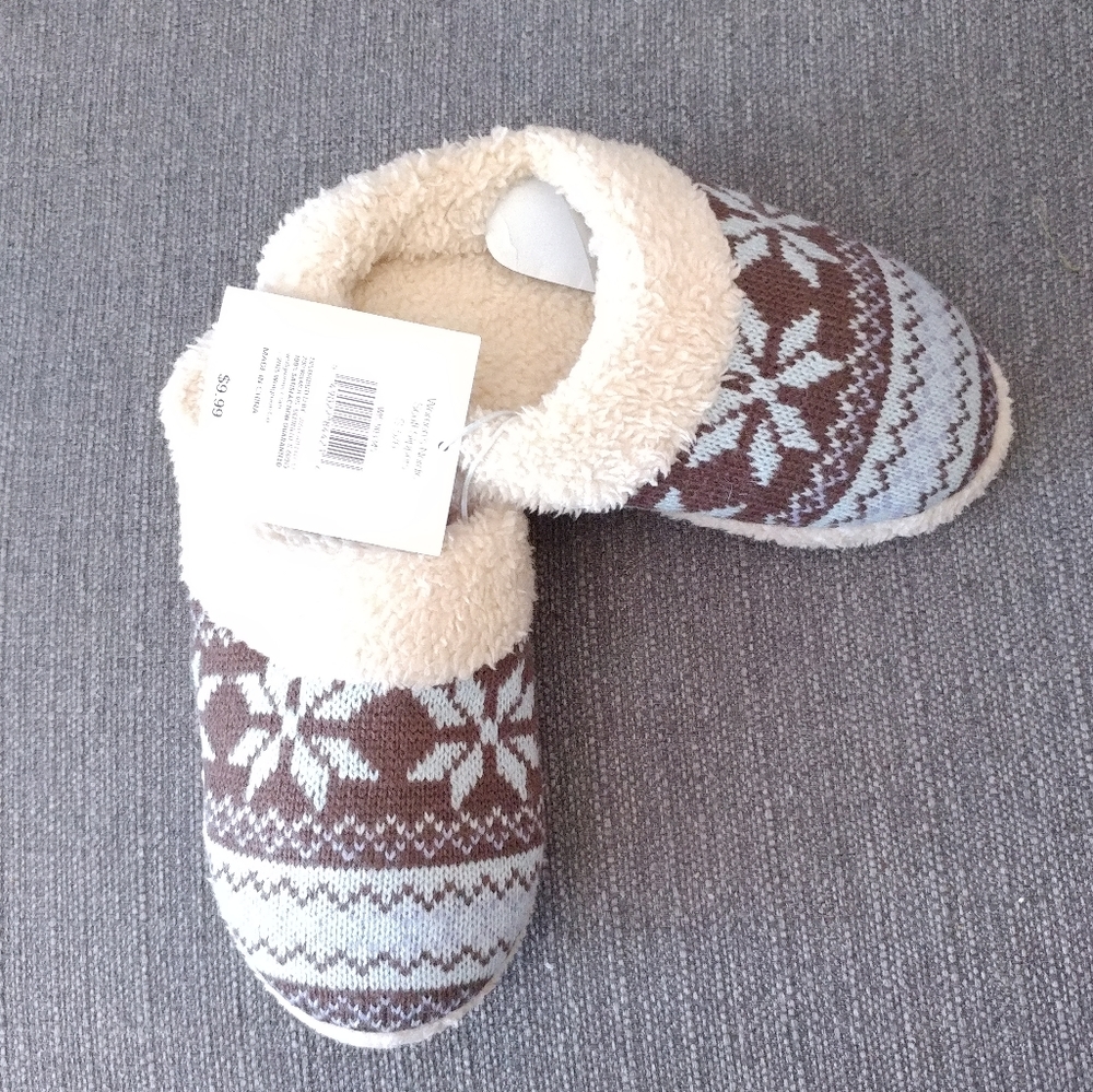 Blue Brown Fuzzy snowflake slipper house shoes